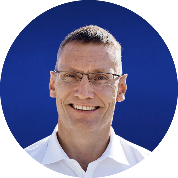 Michael Hallgren begann 1999 für Novo Nordisk zu arbeiten. Er wurde 2015 zum Senior Vice President of Diabetes API ernannt. 