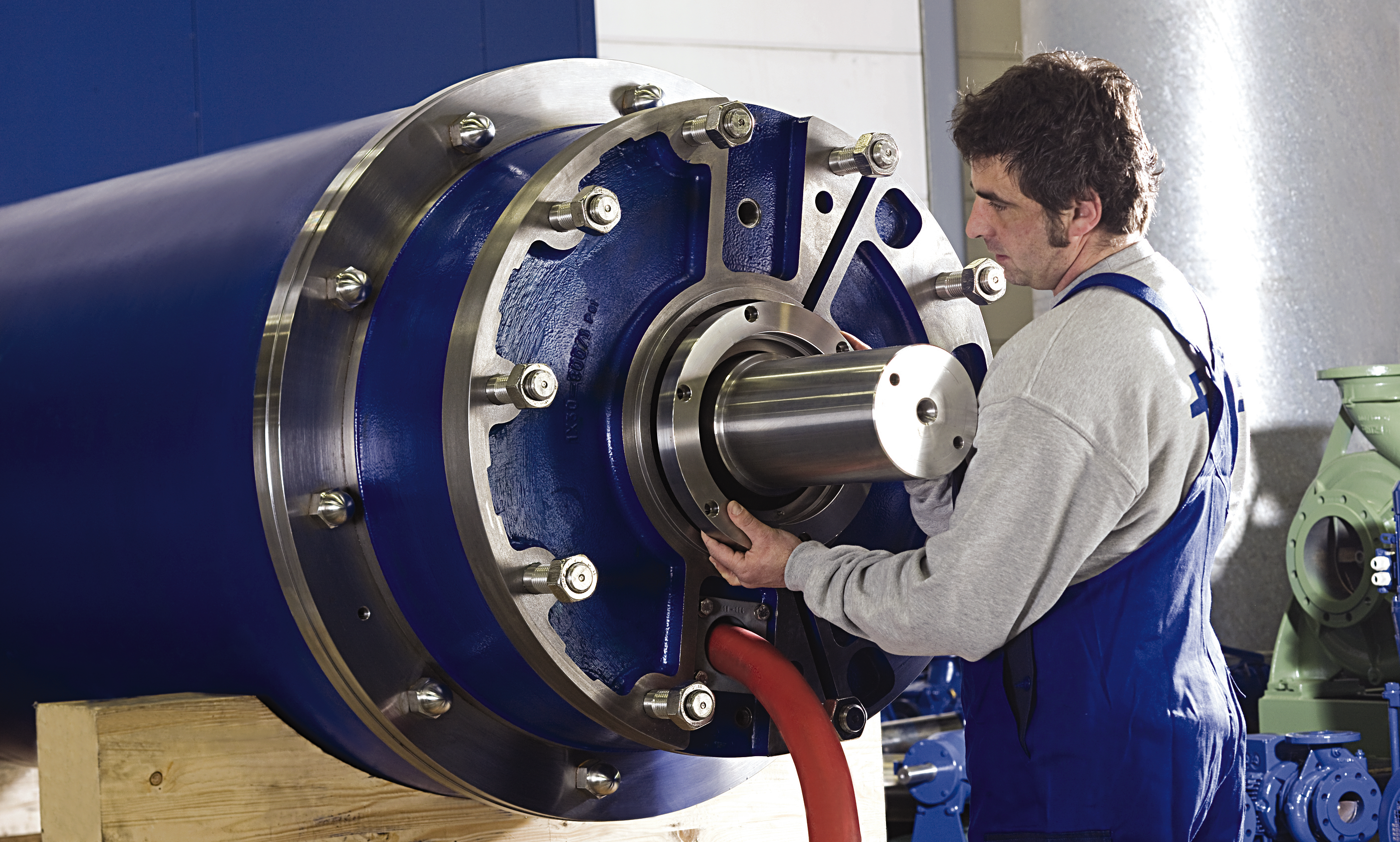 Submersible motors