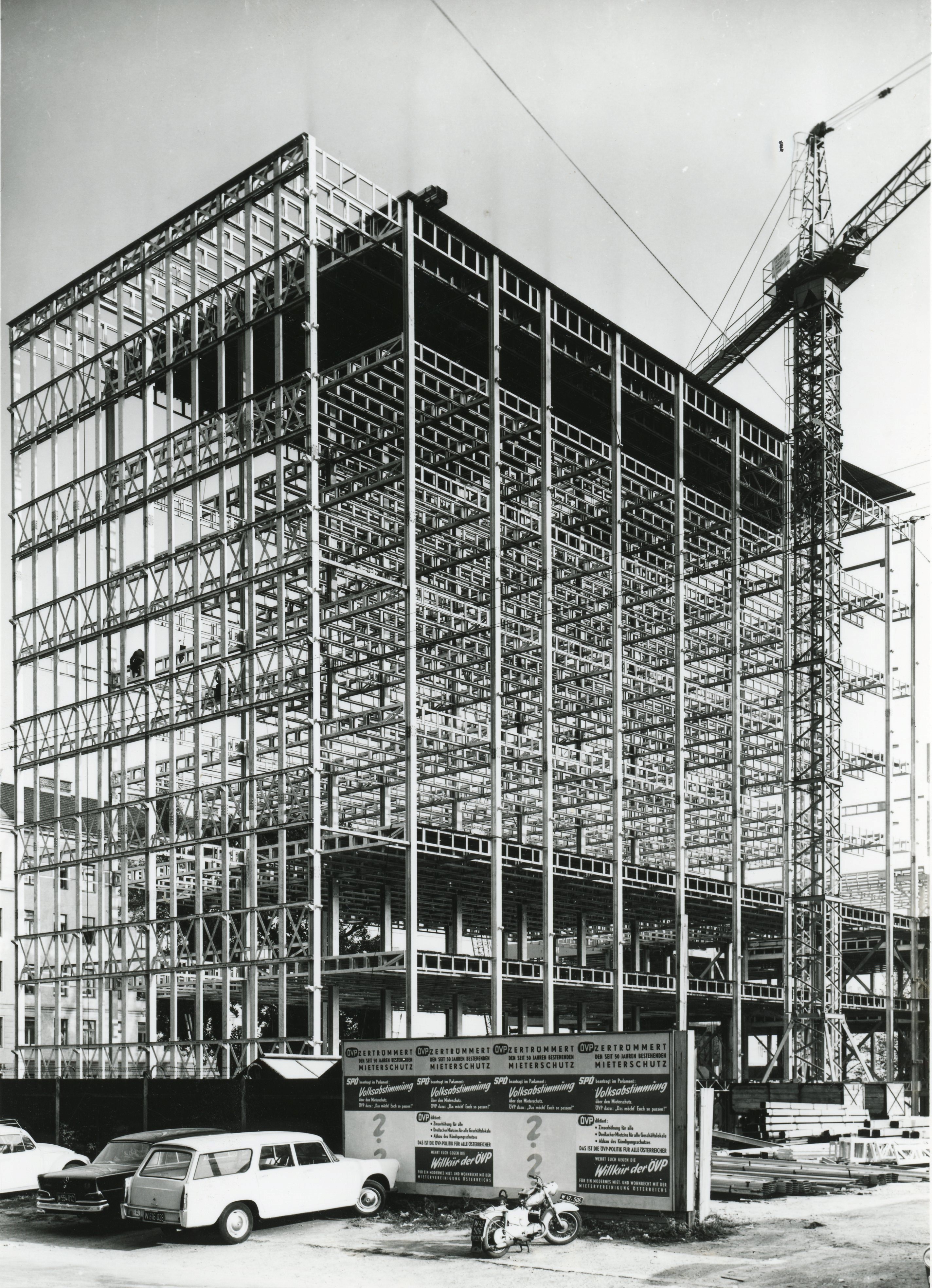 1967_Stahlkonstruktion des Lorenz Böhler Krankenhauses