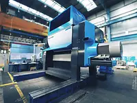 ADuro S shredder in workshop, Graz Austria