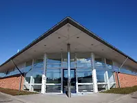 pic_building-danweb-main-entrance-nonwoven-and-textile