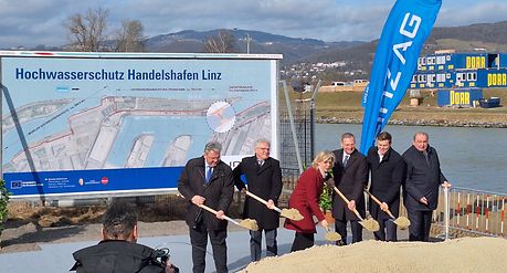 Austria, Linz Harbor