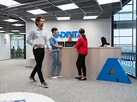 20260522_Mid-career